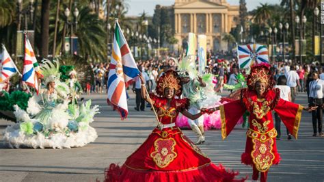 「サンパウロの太陽祭」: 5世紀ブラジルにおける古代文明と宗教儀式の融合